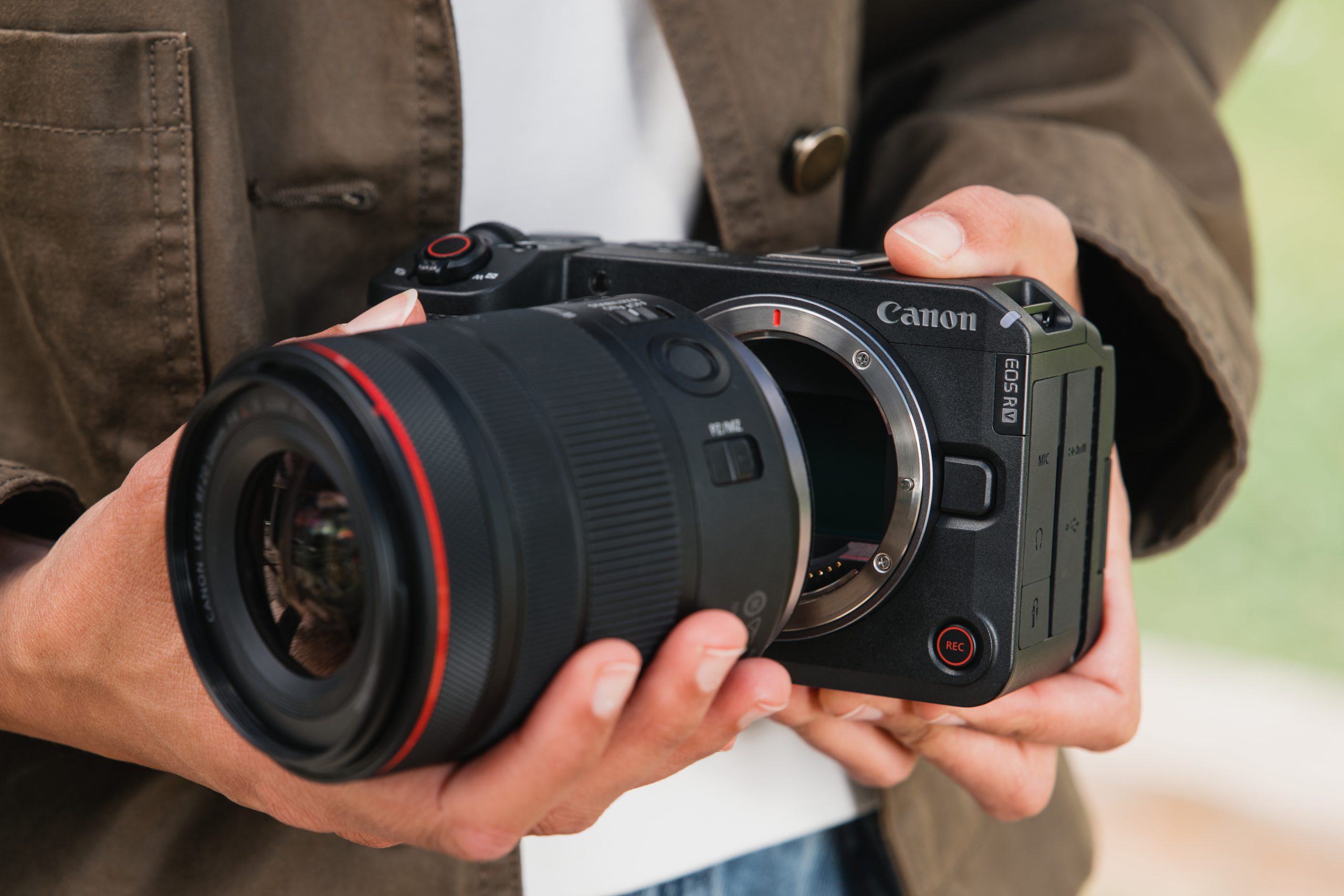 EOS R6 V_Ambient_Full Frame Senor_0984