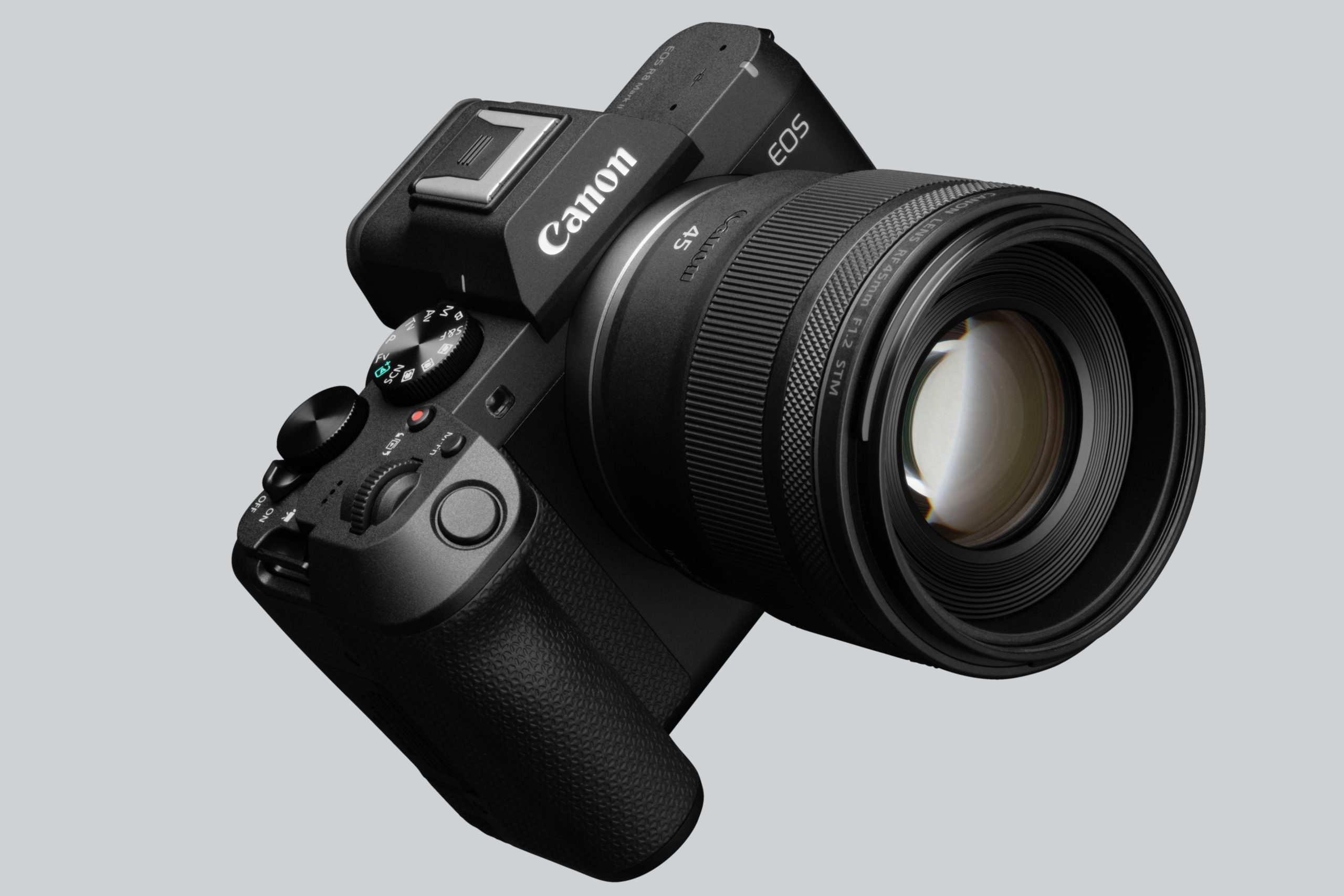Canon EOS R8 Mark II_RF 45mm F1.2 STM_Ambient_float